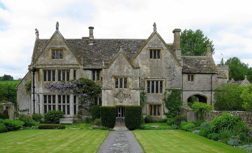  Tudor Manor's Historic Charm