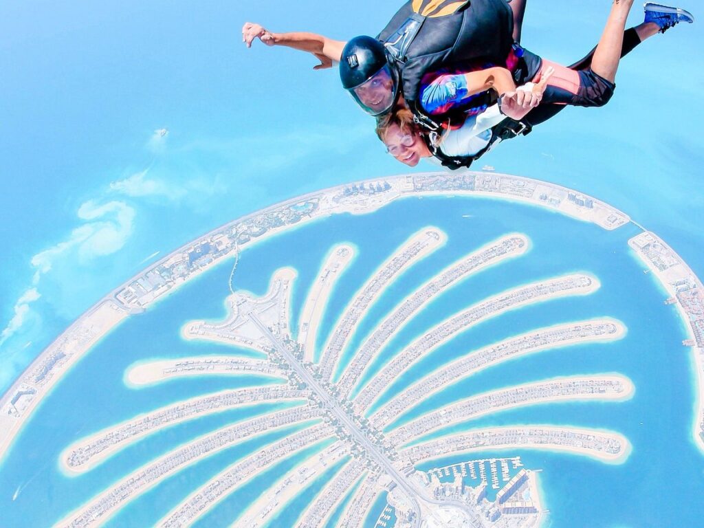 Skydiving in Dubai 2023