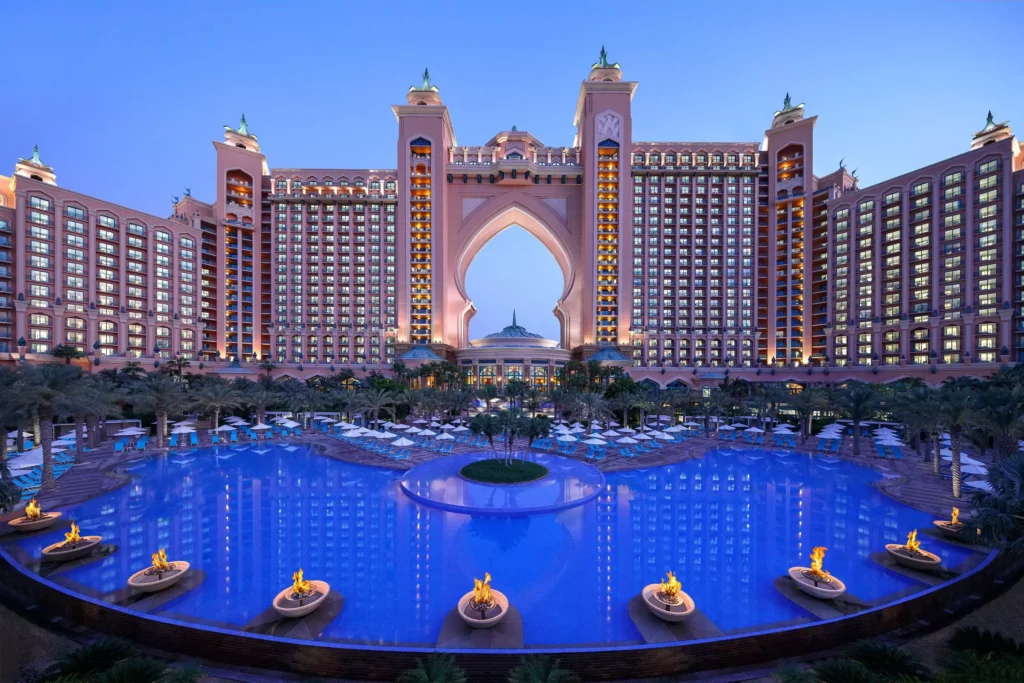 When is the Best Time to Visit Atlantis?