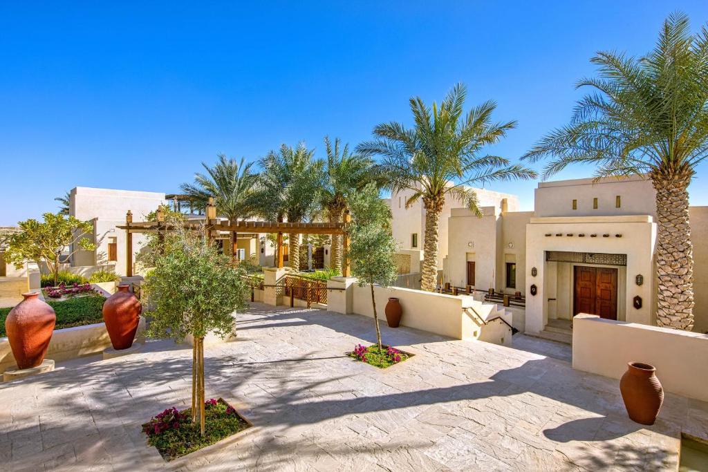  Al Wathba, A Luxury Collection Desert Resort & Spa, Abu Dhabi