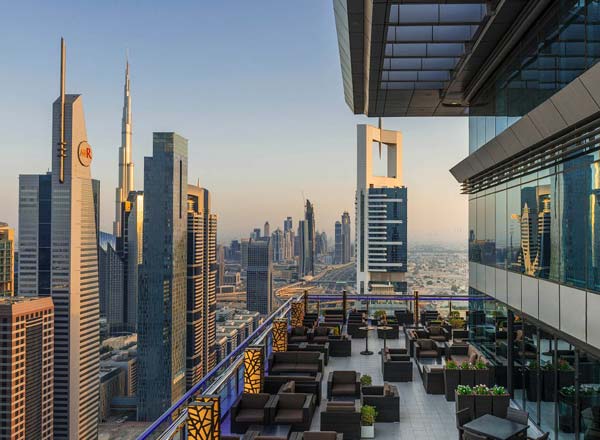 SkyHigh Lounge - Downtown Dubai