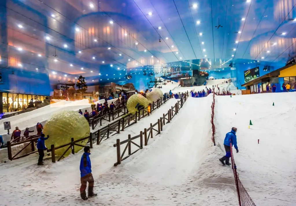 Ski Dubai - Snow in the Desert: 