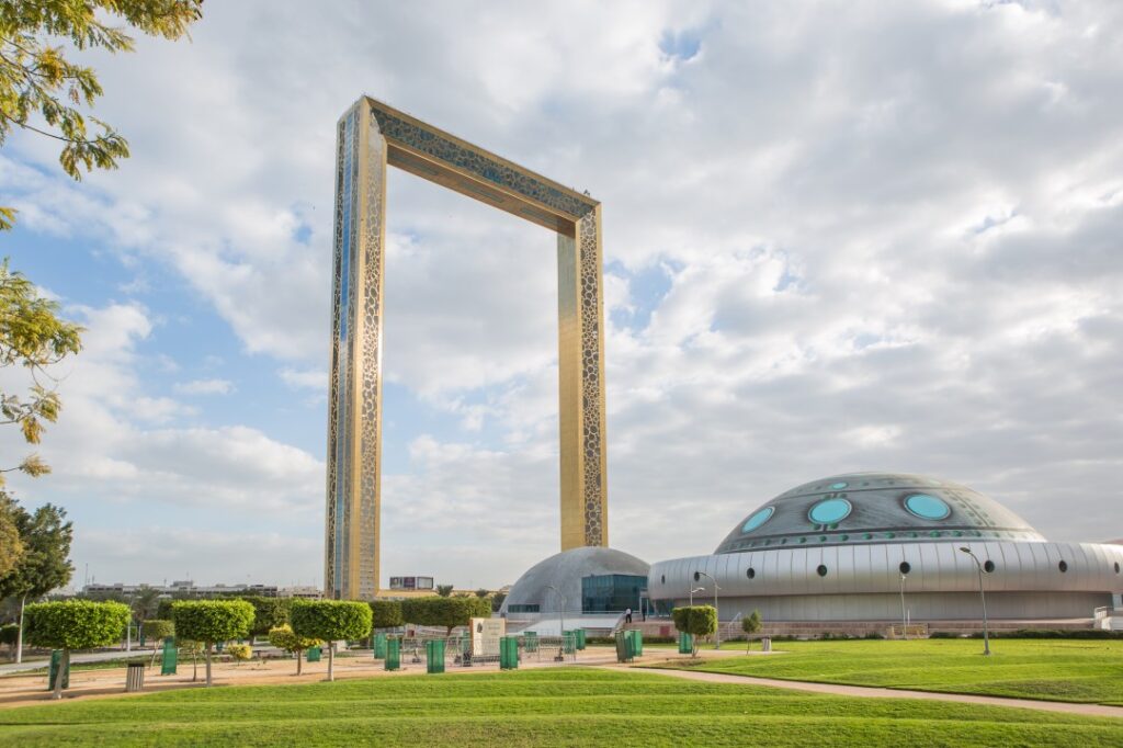 The Dubai Frame