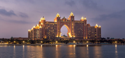 Exploring Atlantis in Dubai: A Paradise in the Desert